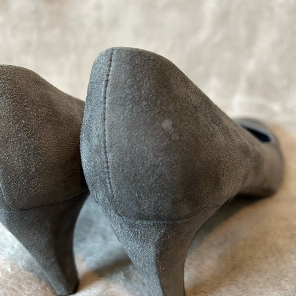 Grey/Black Prada 39.5 Heels - Picture 8 of 12